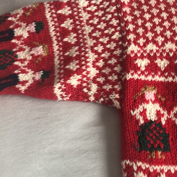 Children’s soft Handknit  Wool Cardigan Sz 8-10 - Picture 4 of 5